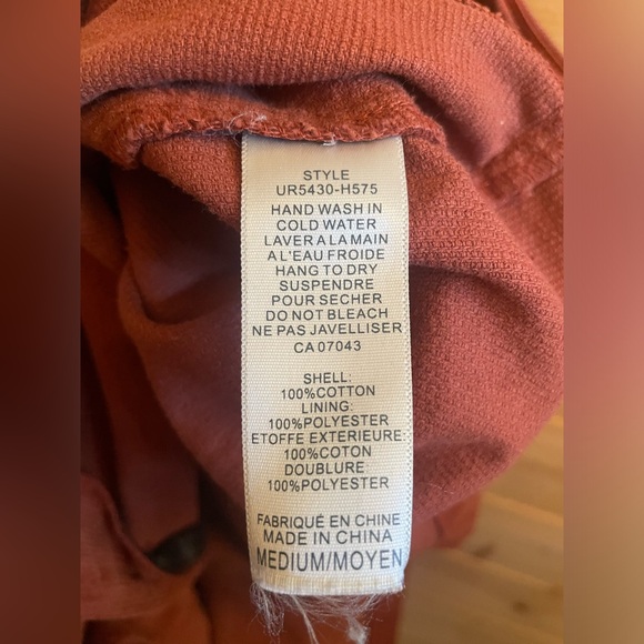 One ❤️ Clothing Vest M - Picture 4 of 4